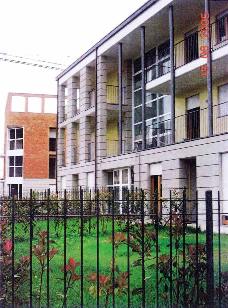 2002-2005 Complesso Residenziale Como