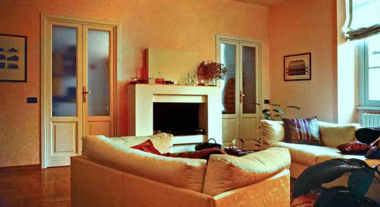 Interni appartamento d'epoca - Borghi